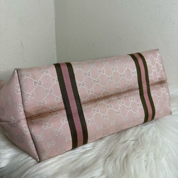 💯Authentic Gucci Tote With Cherryline 🍀 - Picture 5 of 17